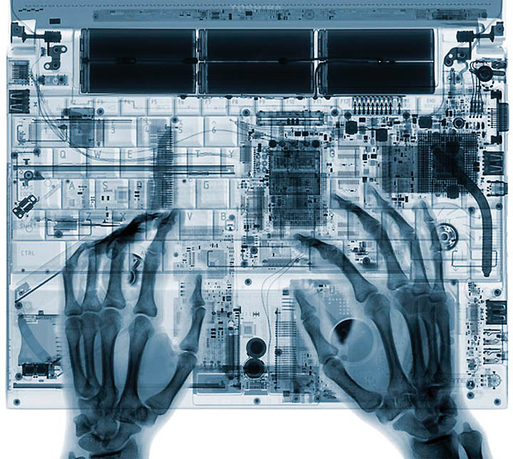 x-ray keyboard photo by Nick Veasey