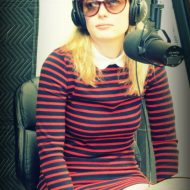 Gillian Jacobs - Royal Tenenbaums Cosplay on Comedy Bang Bang - Margot Dress